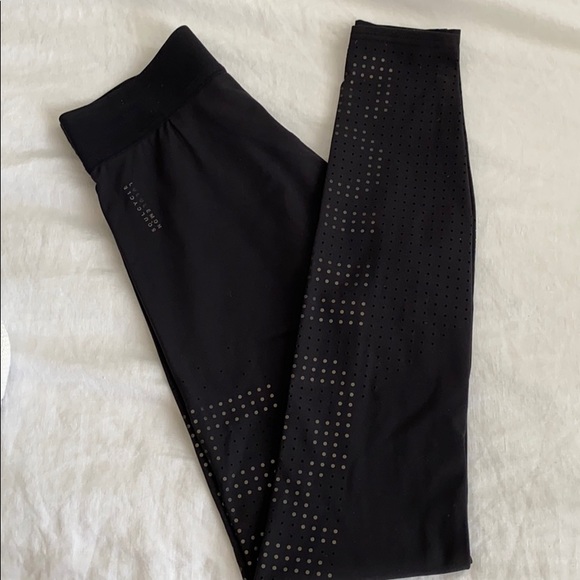 lululemon x SoulCycle Ride & Reflect Tight 28” - Picture 5 of 8